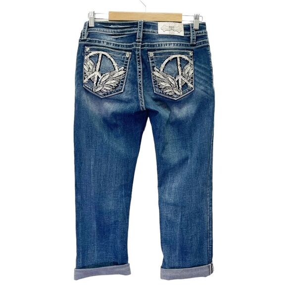 Miss Me Mid Rise Capri Straight Leg Jeans Medium Wash Peace Sign Crops Size 28 - Picture 3 of 13